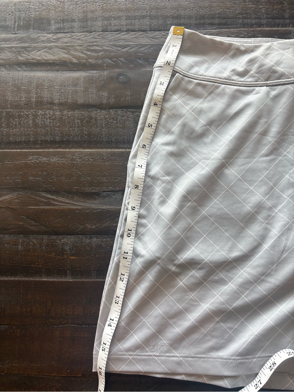 Nike Women’s Light Gray Diamond-Quilt Golf Skort Dri-fit - Picture 10 of 14